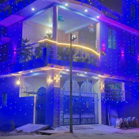 Privyrooms Gorakhpur Esterno foto